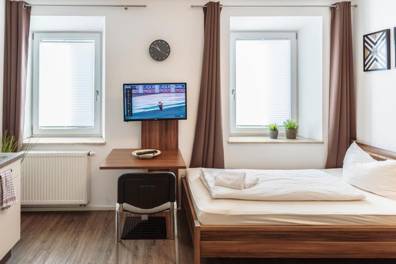 greenpartment Boardinghouse Neustadt Neustadt an der Donau Buitenkant foto